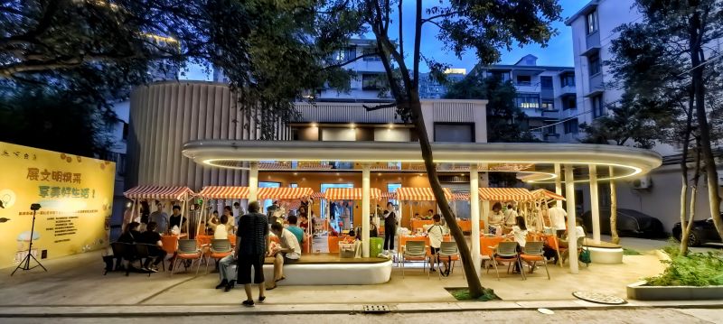 宛六社區(qū)居民在&ldquo;家門口&rdquo;享受美好生活