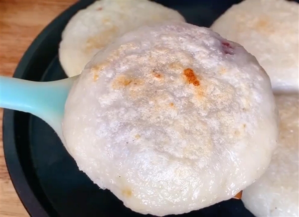 諸暨網(wǎng)紅麻糍奶奶遇車禍去世：兒子已為她辦理死亡證明