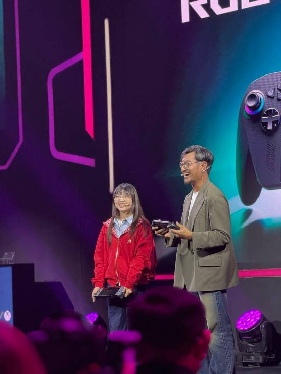 Xbox掌機今日正式上市！國行首發價6499元